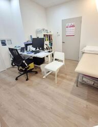 Ang Mo Kio Avenue 1 (D20), Shop House #597561101